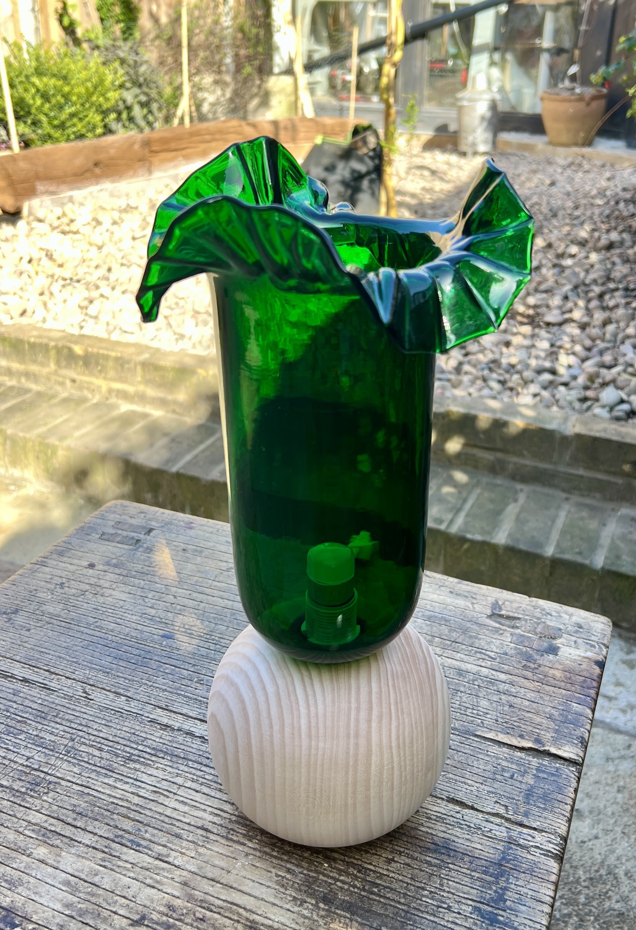 Handturned wooden spring bulb lamp